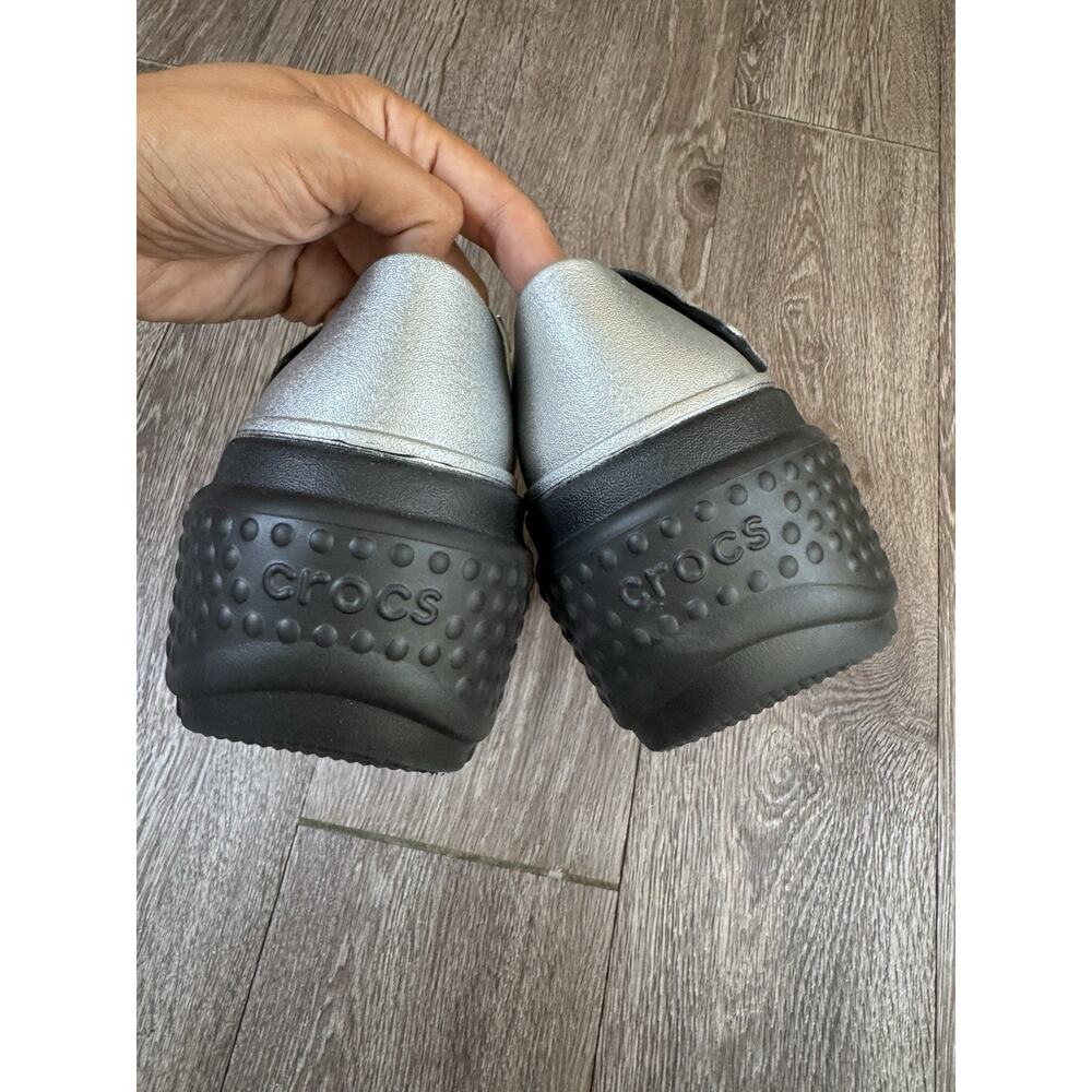 Crocs Stomp Metallic Mary Jane Platform Shoe Silver Womens 6 Mens 4 Shoes - Picture 6 of 11